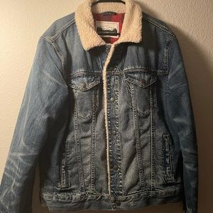 American Eagle Sherpa Lined Jean Jacket